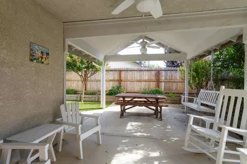 1137 N Carey Ave, Clovis, CA 93611 photo 21