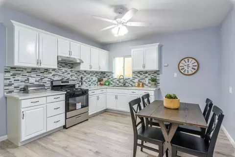 54 W 22nd St, Merced, CA 95340 photo 8