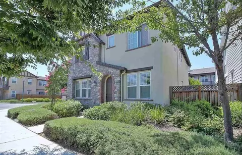 4701 Malayan St, San Ramon, CA 94582 photo 2