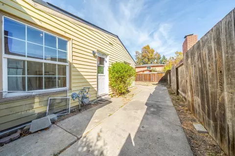 1868 Vassar Ave, Mountain View, CA 94043 photo 4