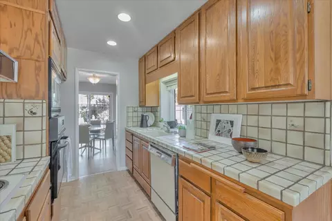 1174 Fordham Way, Mountain View, CA 94040 photo 13