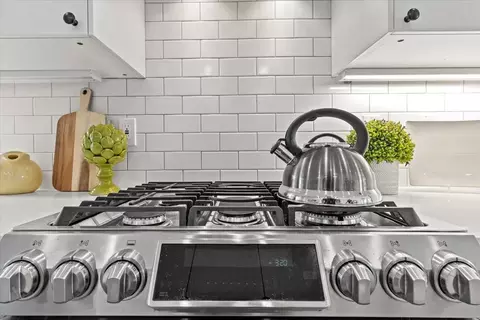 1089 Fewtrell Dr, Campbell, CA 95008 photo 19