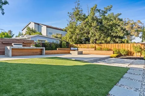 1089 Fewtrell Dr, Campbell, CA 95008 photo 38