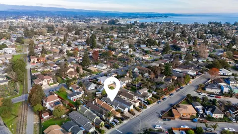 146 Rankin St, Santa Cruz, CA 95060