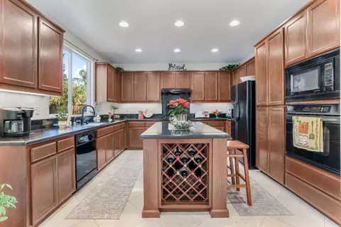 Kitchen - 2885 Funston Ct, Tracy, CA 95377 photo 1 of 5