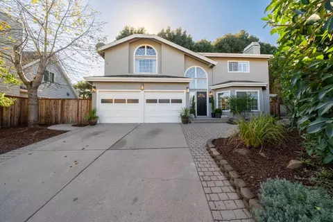 2053 Edmund Ln, Capitola, CA 95010