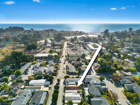 2435 Felt St 2, Santa Cruz, CA 95062