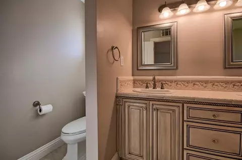 22305 Montera Dr, Salinas, CA 93908 photo 12