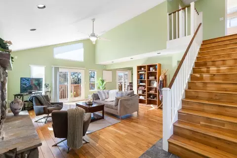 1858 Pound Ln, Santa Cruz, CA 95062