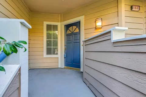 1163 La Rochelle Ter C, Sunnyvale, CA 94089