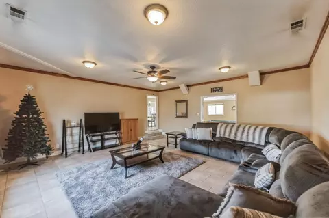 1712 Thorsen Ave, Modesto, CA 95355 photo 5