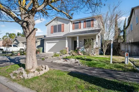 4204 Moon Rose Ct, Turlock, CA 95382 photo 2