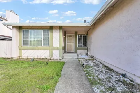 233 Oriole Ct, Hercules, CA 94547 photo 3