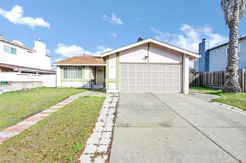 233 Oriole Ct, Hercules, CA 94547 photo 2