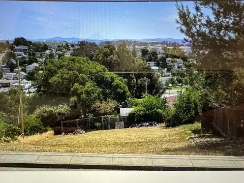 529 Hichborn St, Vallejo, CA 94590 photo 1