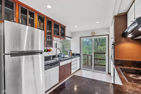 Kitchen - 195 Nehf Ln, Soquel, CA 95073 photo 2 of 4