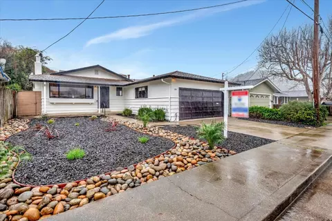 858 Bower Rd, Pacifica, CA 94044 photo 2