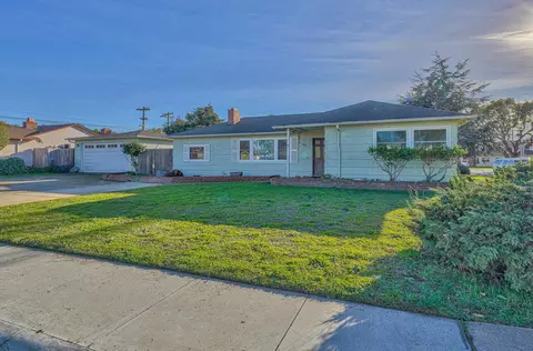 300 Sequoia St, Salinas, CA 93906 photo 1