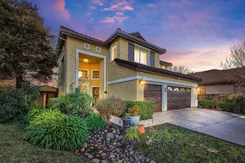 1864 Gamay Way, Salinas, CA 93906 photo 1