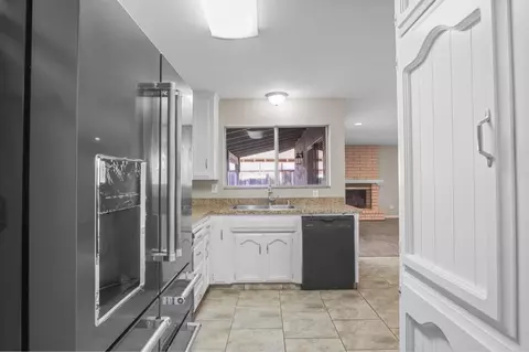2425 Riedel Way, Modesto, CA 95355 photo 9