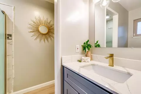 Bath - 1193 Mescal St, Seaside, CA 93955 photo 4 of 4