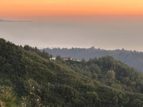 620 Maymens Flat Rd, Los Gatos, CA 95033