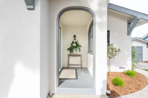 Entry Way - 732 Pine Ave, Pacific Grove, CA 93950 photo 1 of 1