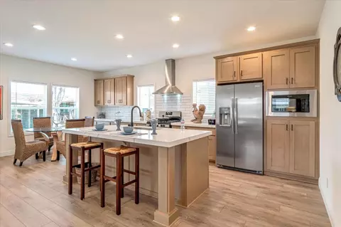 78 Persian Dr 78, Sunnyvale, CA 94089