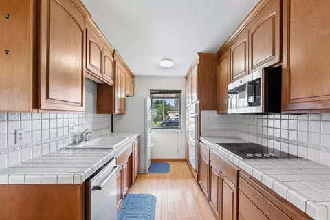 Kitchen - 125 Buck Ct, Soquel, CA 95073 photo 3 of 3