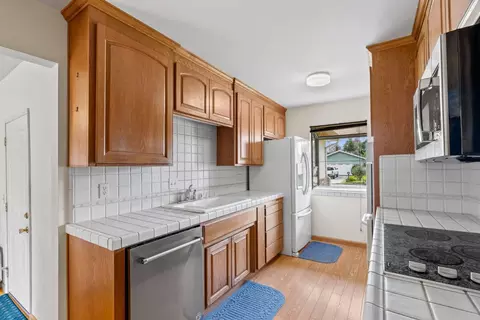 Kitchen - 125 Buck Ct, Soquel, CA 95073 photo 1 of 3