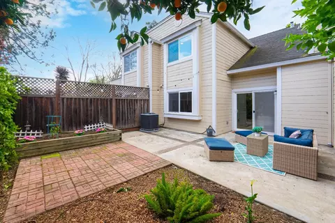 Exterior - 182 Ada Ave B, Mountain View, CA 94043 photo 10 of 13