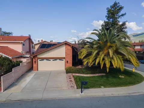 Exterior - 61 Sudbury Dr, Milpitas, CA 95035 photo 11 of 14
