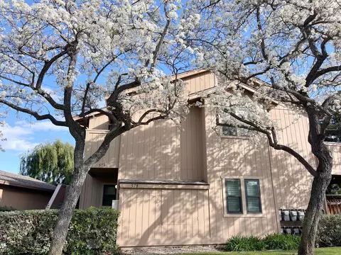 578 Ironwood Ter 2, Sunnyvale, CA 94086