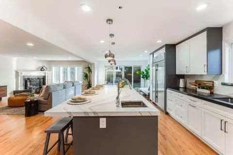 Kitchen - 735 Sleeper Ave, Mountain View, CA 94040 photo 2 of 6