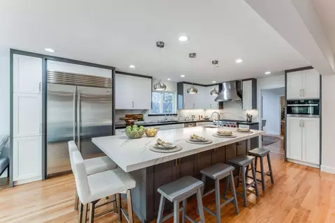 Kitchen - 735 Sleeper Ave, Mountain View, CA 94040 photo 5 of 6