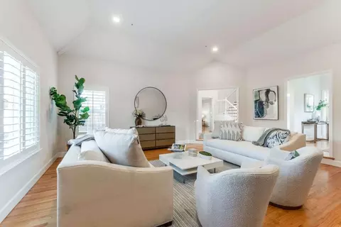 Living - 735 Sleeper Ave, Mountain View, CA 94040 photo 3 of 7