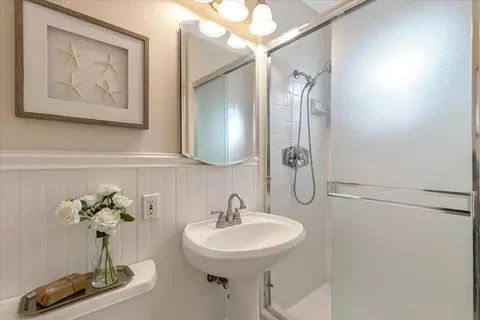 Bath - 789 Penitencia St, Milpitas, CA 95035 photo 1 of 5