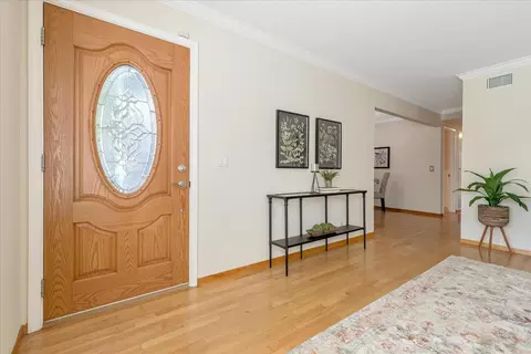 Living - 789 Penitencia St, Milpitas, CA 95035 photo 2 of 11