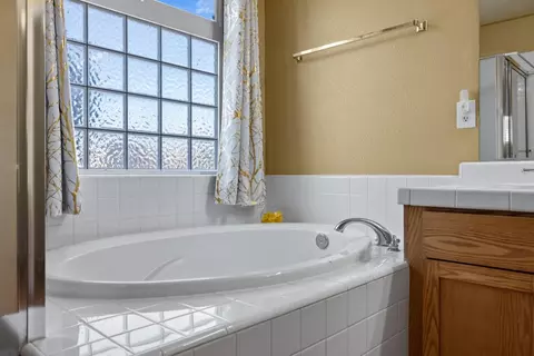 1857 Hemingway Dr, Salinas, CA 93906 photo 12