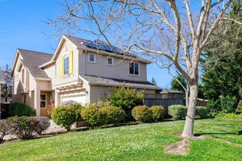 1857 Hemingway Dr, Salinas, CA 93906 photo 2
