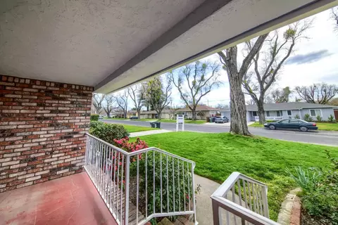 Exterior - 503 Chabot Ave, Modesto, CA 95354 photo 9 of 22