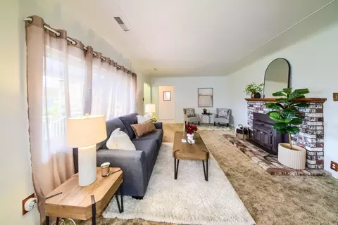 Living - 503 Chabot Ave, Modesto, CA 95354 photo 1 of 10