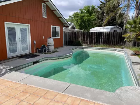 517 Thomsen Rd, Lathrop, CA 95330 photo 1