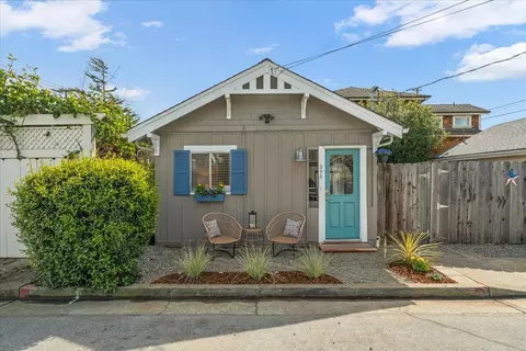 306 Doane St, Santa Cruz, CA 95062