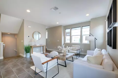 128 Newbury St, Milpitas, CA 95035 photo 9