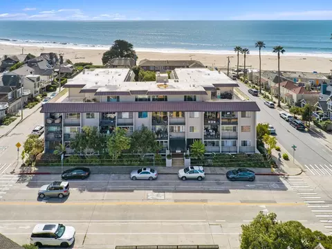 220 Atlantic Ave 301, Santa Cruz, CA 95062