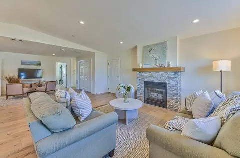3028 Ellen Ct, Marina, CA 93933 photo 6