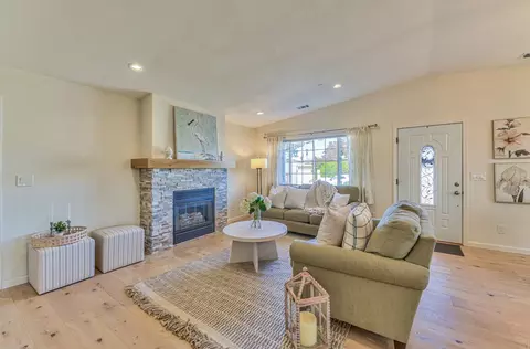 3028 Ellen Ct, Marina, CA 93933 photo 5