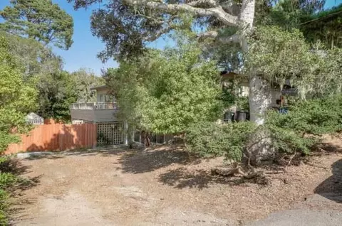 620 Grace St, Monterey, CA 93940 photo 3