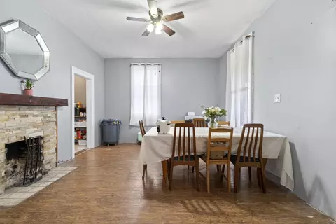 Dining - 165 Martin St, Gilroy, CA 95020 photo 2 of 2